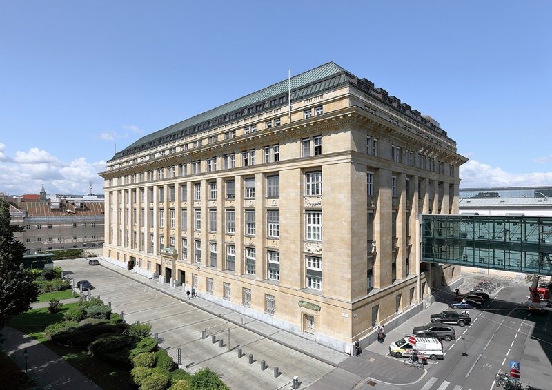 1523px-Alsergrund_(Wien)_-_Hauptgebäude_der_Österreichischen_Nationalbank.jfif